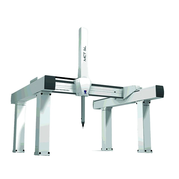 Coord3 MCT SL Starlight gantry coordinate measuring machine with four-pillar steel construction, crossbeam drive system, and vertical Z-spindle with touch-trigger probe.