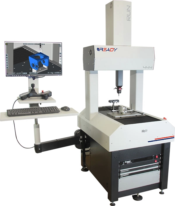 Ready Metrology RUN shop-floor bridge CMM with Renishaw touch probe, workpiece fixtured on granite measurement table, and inspection software workstation displaying 3D CAD comparison.
